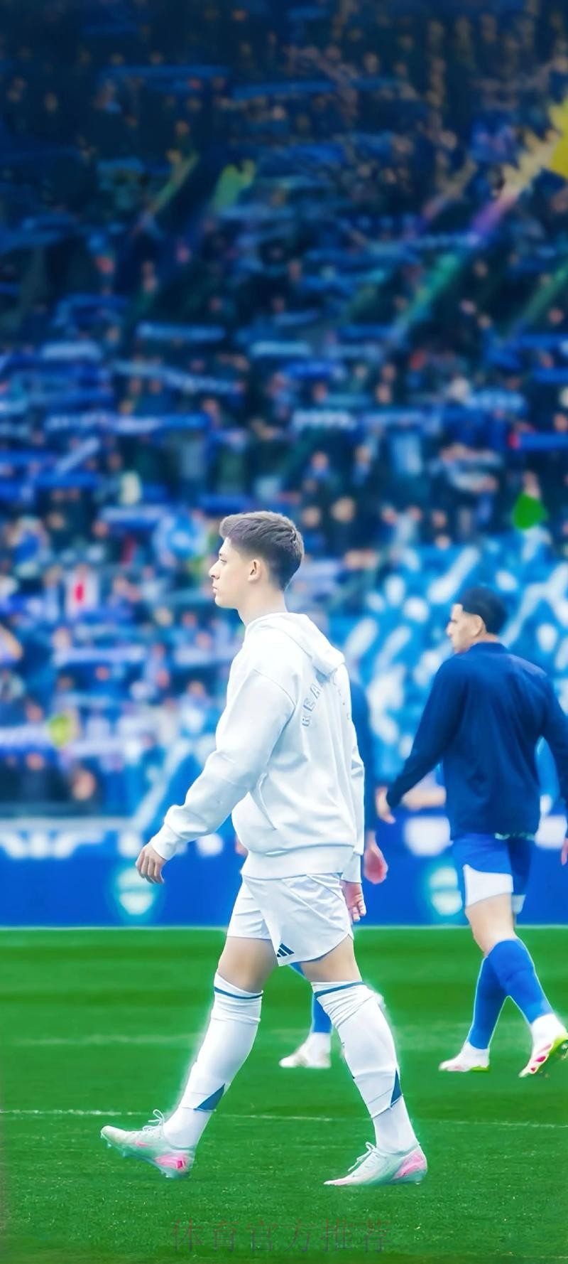 西媒:卡马文加不喜欢踢左后卫 皇马高层也不喜欢 西媒:卡马文加不喜欢踢左后卫 皇马高层也不喜欢